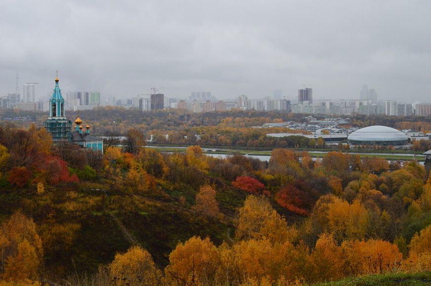 Уровень загрязнения воздуха в Москве днем, 25 октября 2018 г.  - фото 1