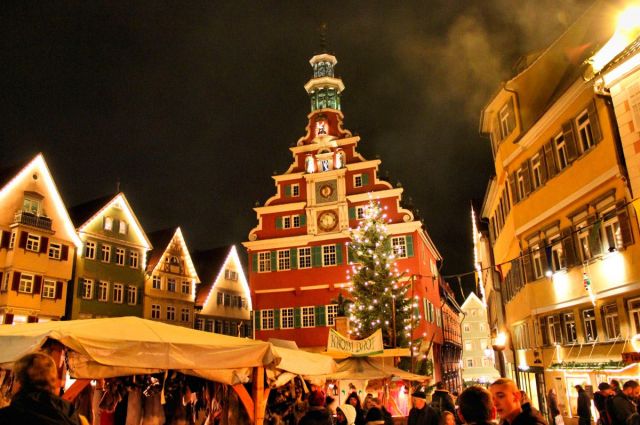 Европейские города готовятся к Рождеству - фото 3