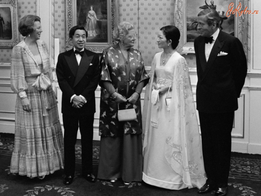 Его императорское величество Акихито отмечает 85-летие - фото 6