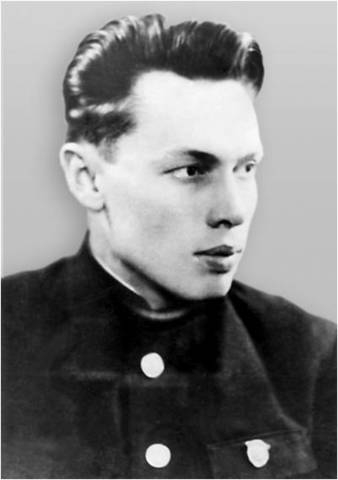 18 декабря 1916 года в Новозыбкове родился создатель экропланов Ростислав Алексеев - фото 2