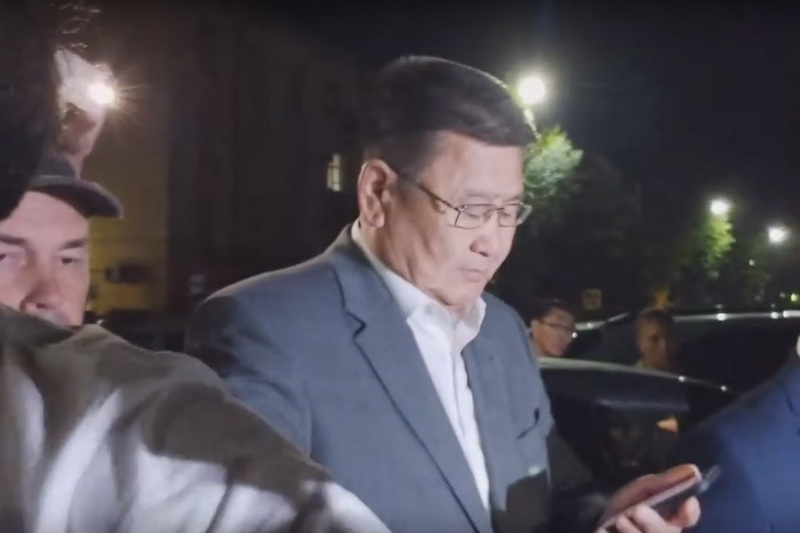 Улан-Удэ вышел на митинг против избранного от ЕР мэра . Требуют вмешательства Главы республики - фото 2